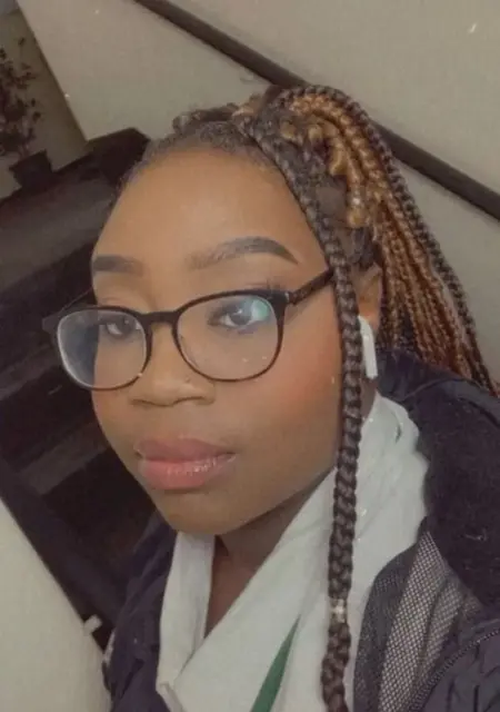 Я Adanna, 21, из Лондона, ищу знакомство