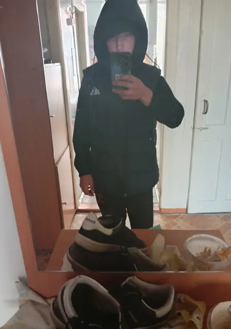 Я Илья, 19, знакомлюсь на одну ночь в Улан-Удэ