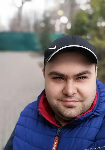 Я Саша, 29, из Черкасс, ищу знакомства без обязательств