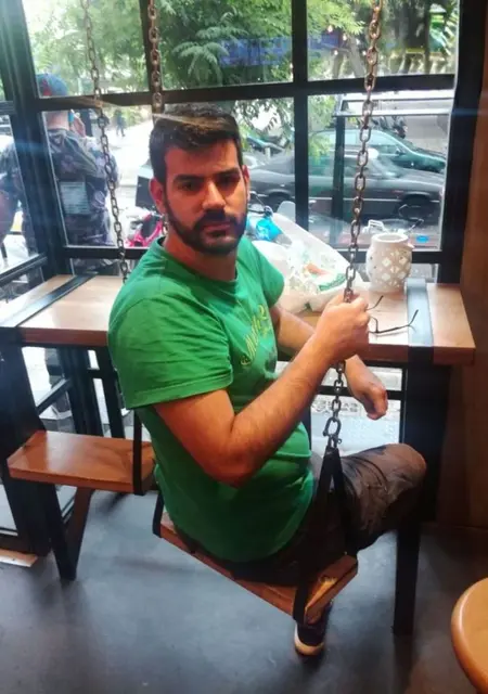 Я Petris, 29, из Афин, ищу знакомство