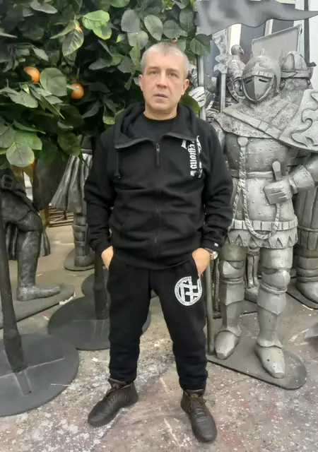 Сергей из Архангельска, ищу на сайте постоянные отношения