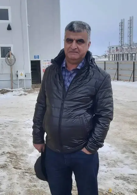 Я Salman Imanov, 48, знакомлюсь без обязательств в Якутске