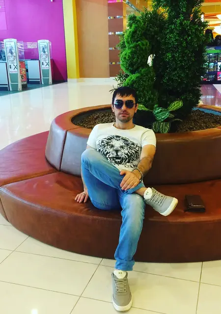 Я Руслан, 33, знакомлюсь без обязательств в Ялте