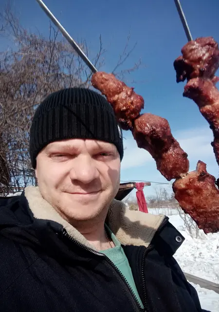 Василий из Биробиджана, ищу на сайте знакомства на одну ночь