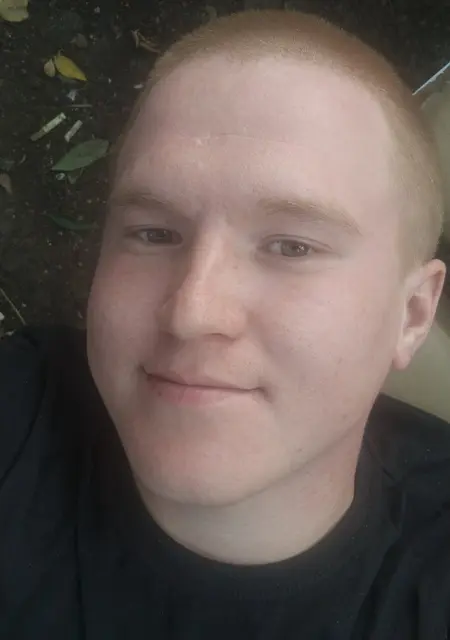 Я Nikita, 27, знакомлюсь на одну ночь в Пскове