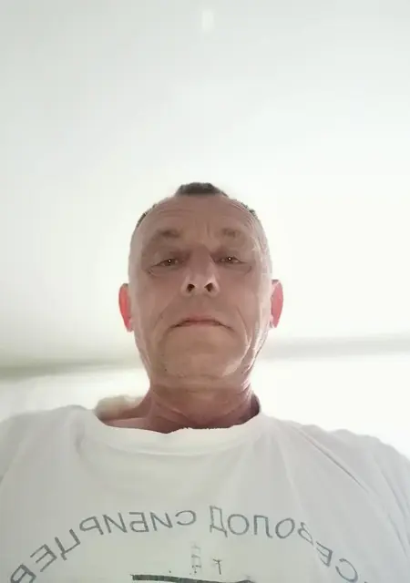 Андрей из Находки, ищу на сайте знакомства на одну ночь