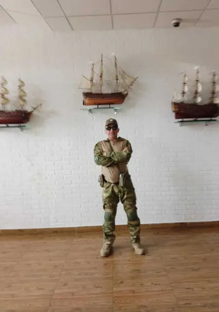 Я Олег, 55, знакомлюсь без обязательств в Хабаровске