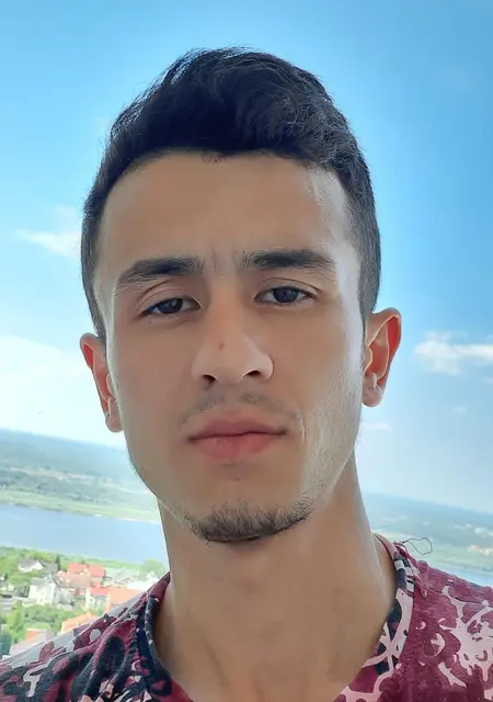 Алек из Орла, мне 27, познакомлюсь на одну ночь