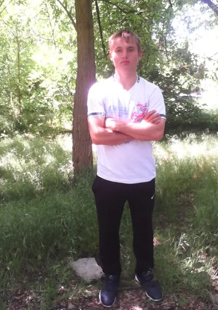 Александр из Евпатории, мне 28, познакомлюсь на одну ночь