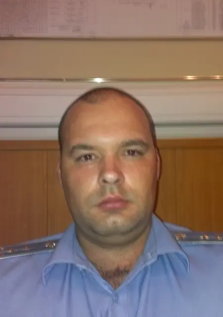 Евгений из Хабаровска, мне 41, познакомлюсь на одну ночь