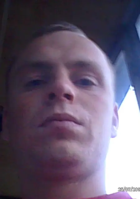 Я Рома, 35, знакомлюсь для общения в Воронеже