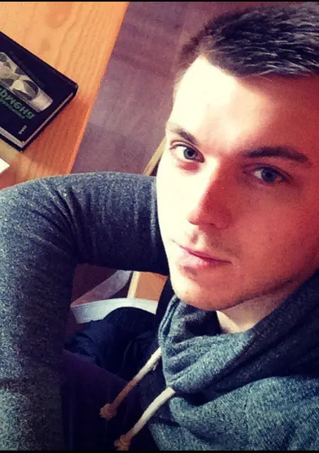 Я Артем, 36, знакомлюсь без обязательств в Озерске