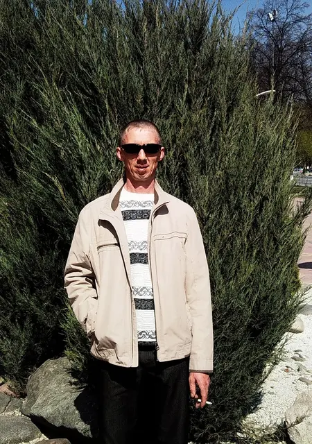 Я Aleks, 49, из Сургута, ищу знакомства без обязательств