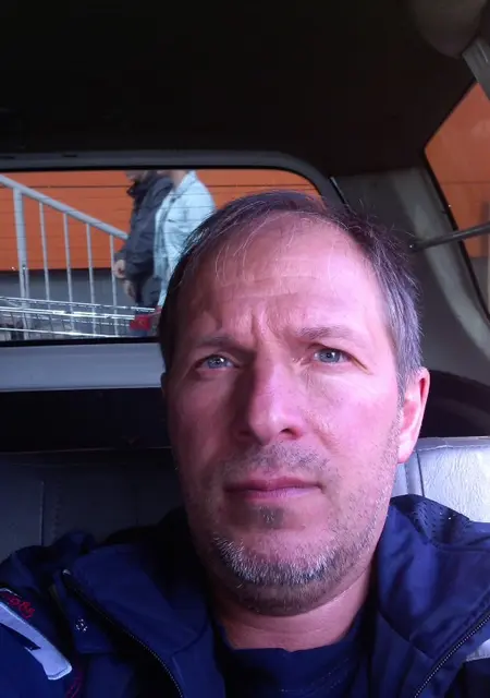 Ales из Новосибирска, ищу на сайте знакомства на одну ночь