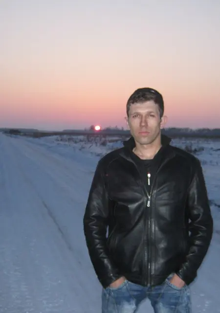 Алексей из Ишима, мне 42, познакомлюсь для постоянных отношений