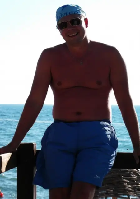 Александр из Кирова, ищу на сайте знакомства на одну ночь