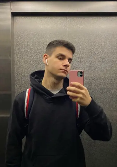 Я Адам, 21, знакомлюсь без обязательств в Новороссийске