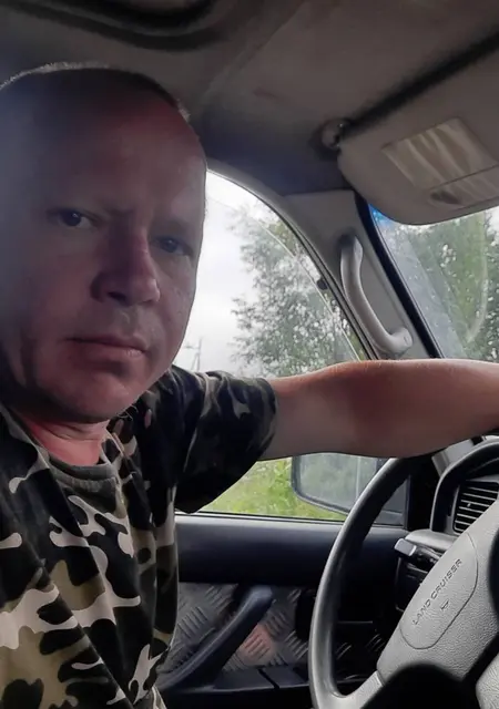 Я Алексей, 43, знакомлюсь для общения в Москве