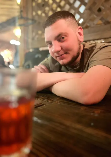 Евген из Комсомольска-на-Амуре, мне 30, познакомлюсь для общения