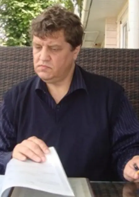 Я Александр, 65, знакомлюсь на одну ночь в Калининграде