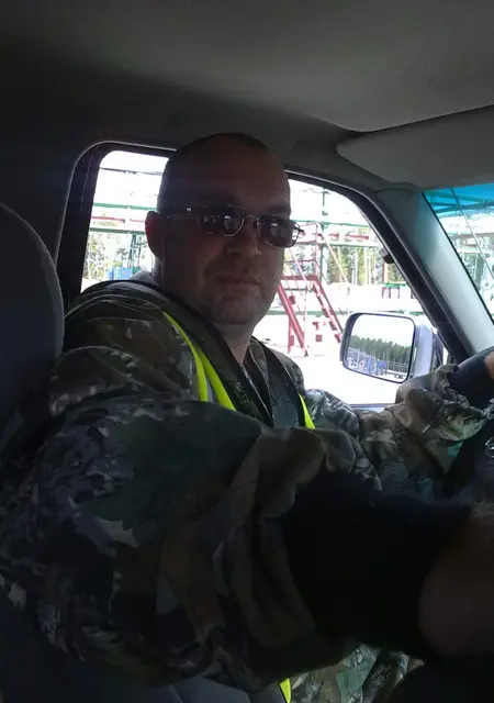 Vaceslav из Сузуна, ищу на сайте знакомства на одну ночь