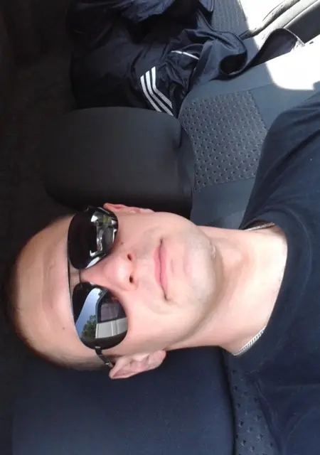 Edd из Ивано-Франковска, мне 41, познакомлюсь на одну ночь