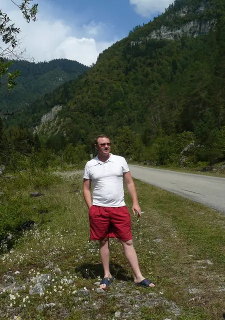 Олег из Воронежа, ищу на сайте дружбу