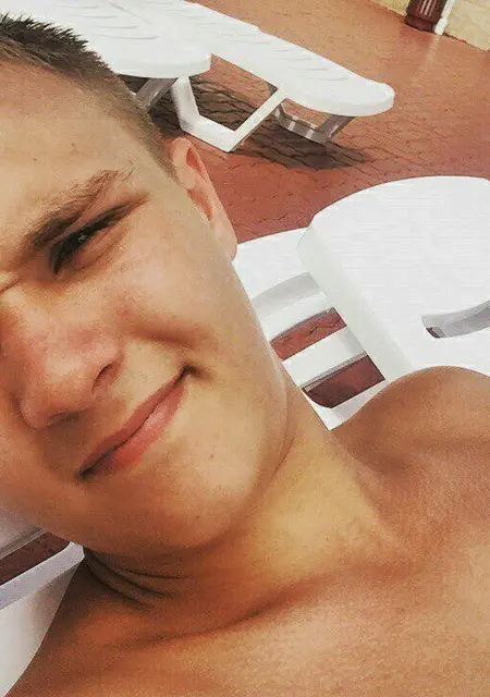 Миша из Туапсе, ищу на сайте знакомства без обязательств