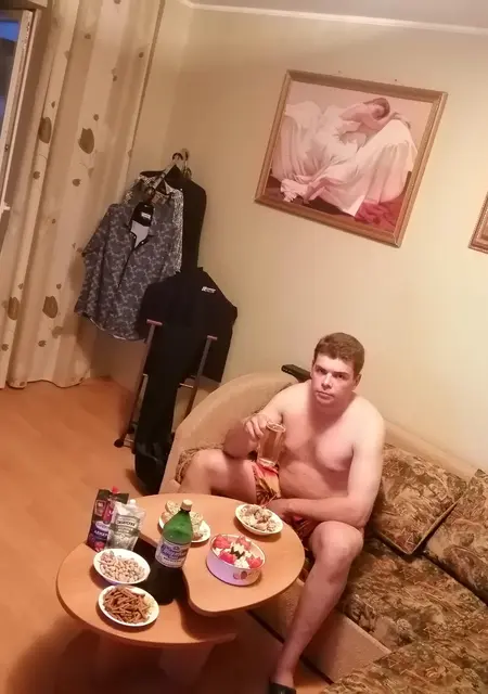 Я Сер, 44, из Томска, ищу знакомство для приятного времяпровождения