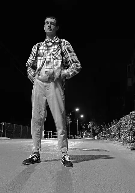 Я Петр, 22, из Копейска, ищу знакомства без обязательств