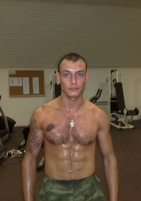 Я Евгений, 43, из Воскресенска, ищу знакомства без обязательств