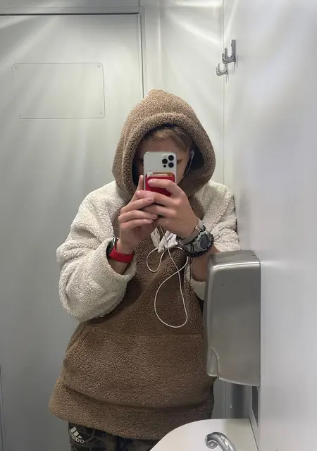 Кирил из Кинешмы, мне 21, познакомлюсь для открытые отношения