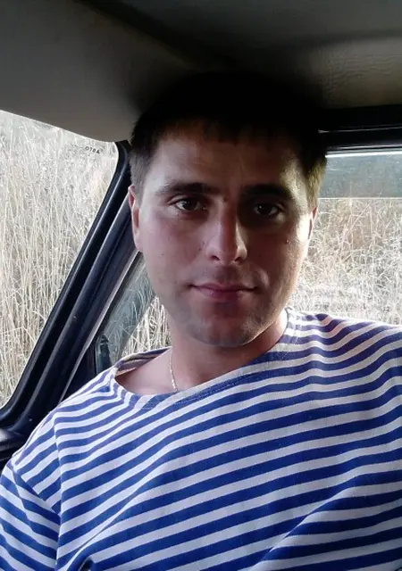 Виталий из Петрозаводска, ищу на сайте знакомства на одну ночь