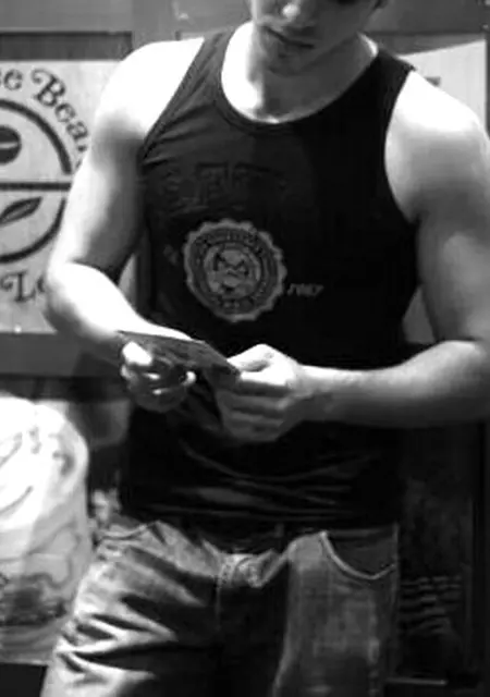 Я Maxs, 46, знакомлюсь без обязательств в Новом Уренгое