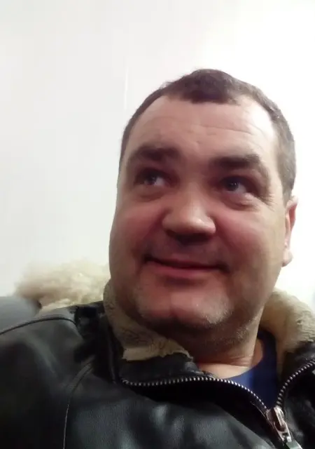 Анатолий из Нового Уренгоя, мне 54, познакомлюсь для общения