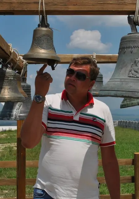 Я Слава, 52, из Тюмени, ищу знакомство для дружбы