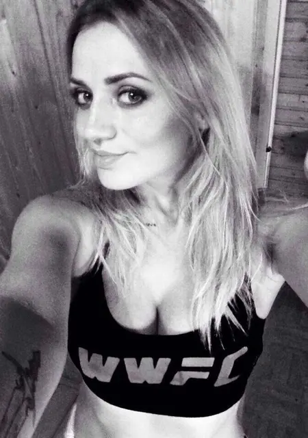 Алина из Тольятти, мне 28, познакомлюсь для приятного времяпровождения