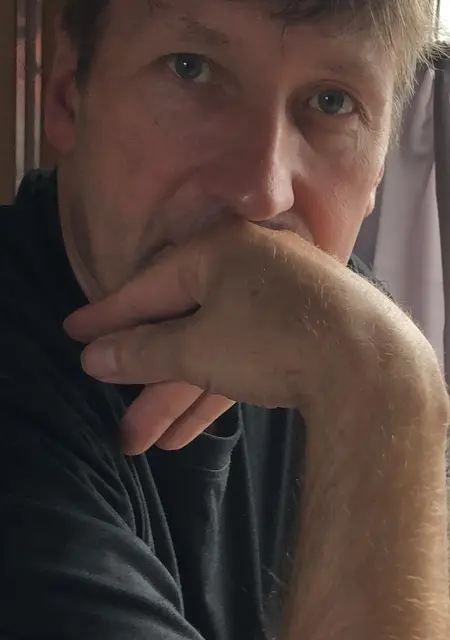 Влад из Красноярска, мне 51, познакомлюсь без обязательств