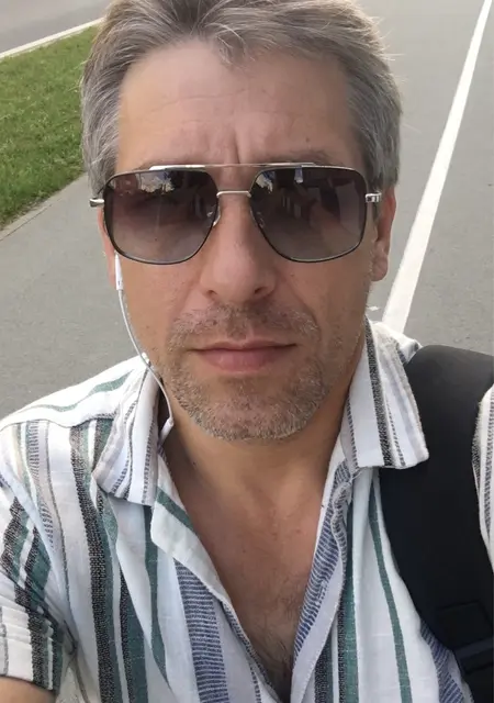 Андрей из Оренбурга, ищу на сайте знакомства без обязательств