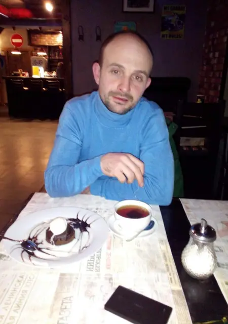 Я Алексей, 41, из Липецка, ищу знакомства на одну ночь