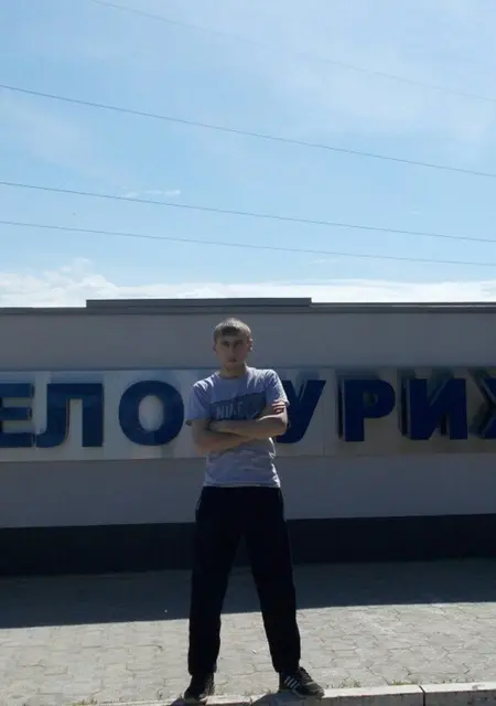 Я Евгений, 34, знакомлюсь без обязательств в Бийске
