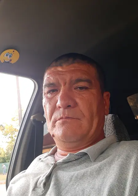 Ойбек из Воронежа, мне 47, познакомлюсь на одну ночь