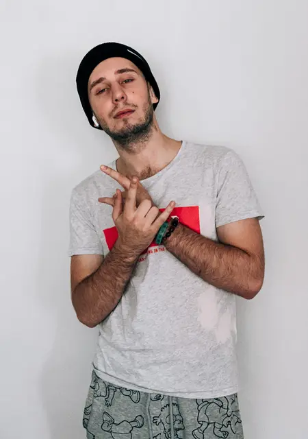 Константин из Хабаровска, ищу на сайте знакомства на одну ночь