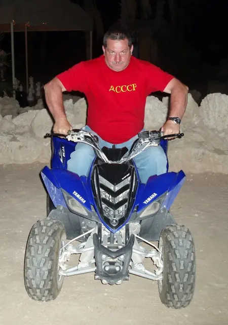 Андрей из Мурманска, ищу на сайте знакомства на одну ночь