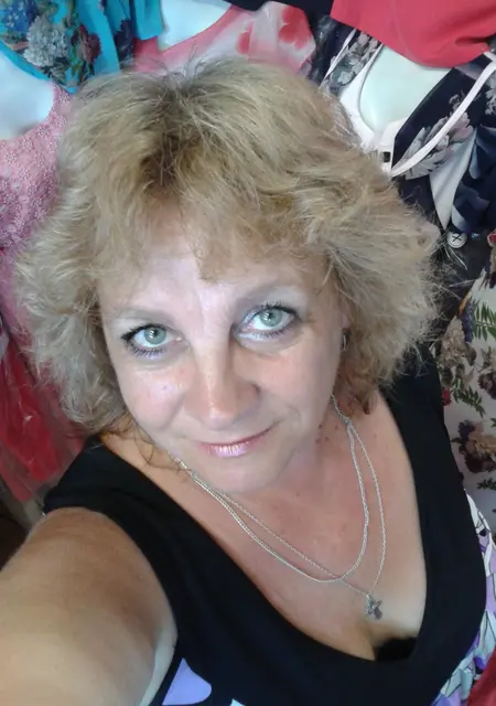 Цыганочка из Тамбова, мне 63, познакомлюсь для приятного времяпровождения