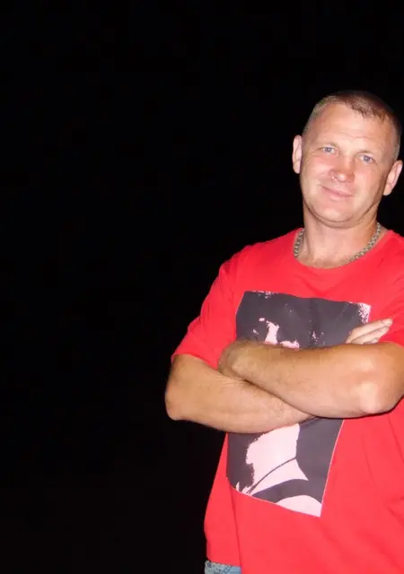 Я Макс, 47, из Арзамаса, ищу знакомства без обязательств