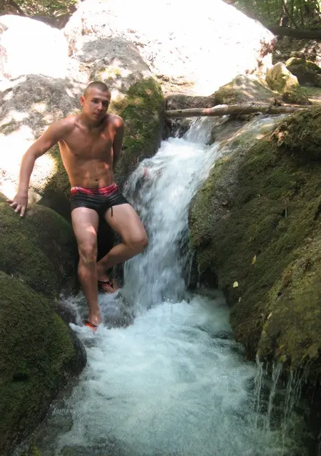 Иван из Краскова, ищу на сайте знакомства на одну ночь