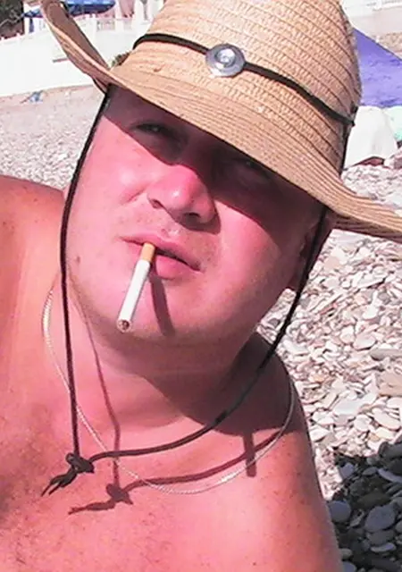 Я Мишаня, 48, из Тюмени, ищу знакомства на одну ночь