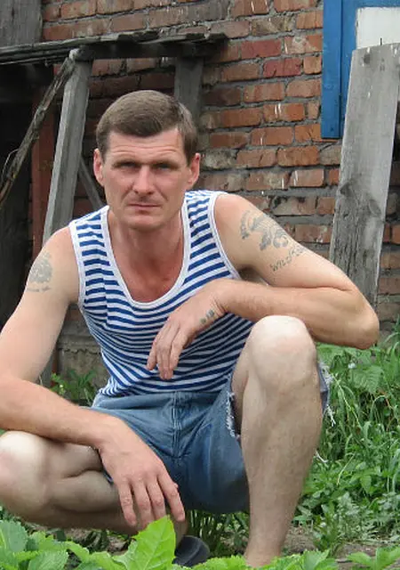 Я Алексей, 50, из Подольска, ищу знакомство для постоянных отношений