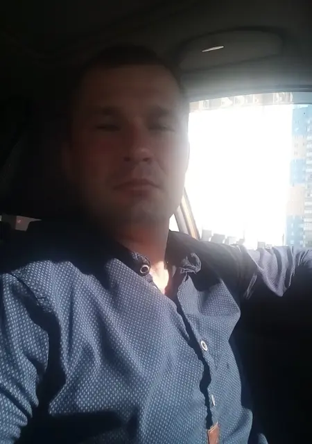 Дмитрий из Семидесятки, мне 40, познакомлюсь на одну ночь